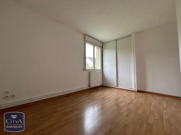 Appartement à louer 4 pièces 87.07m² Balan (08200)