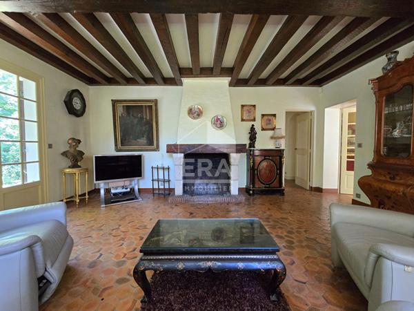 Rare Maison familiale des bord de Loiret - grand jardin arboré - 3 chambres + bureau