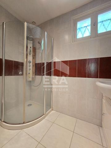 Rare Maison familiale des bord de Loiret - grand jardin arboré - 3 chambres + bureau