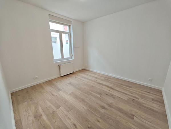 A LOUER : Maison à LILLE • • 1 040 € CC • Réf. 1587-1