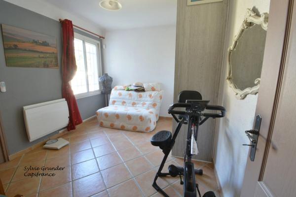 Propriété de plain-pied à vendre 5 pièces POURRIERES (83) 2725m² de terrain et SPA