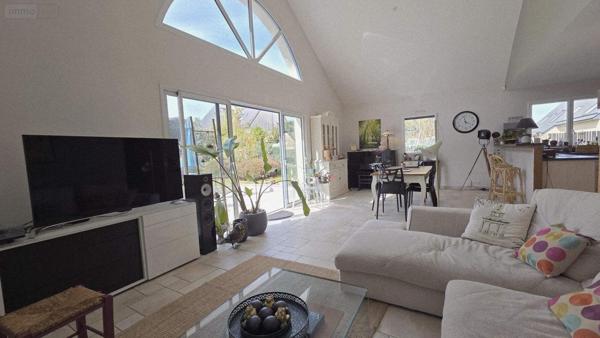 Maison à vendre à Noyal-sur-Vilaine en Ille-et-Vilaine (35530), ref : 019/5557 MCB