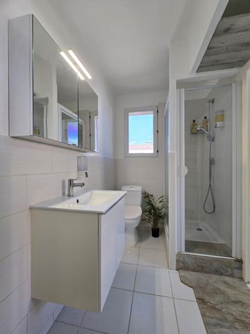 La Seyne-sur-Mer (83500) T2 rénové aux Sablettes – Vendu entièrement meublé - Parking