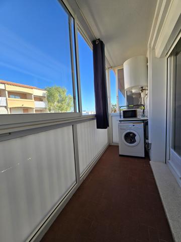 La Seyne-sur-Mer (83500) T2 rénové aux Sablettes – Vendu entièrement meublé - Parking