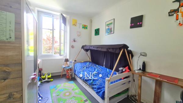 Maison de Bourg 90 m² sans jardin 3 chambres