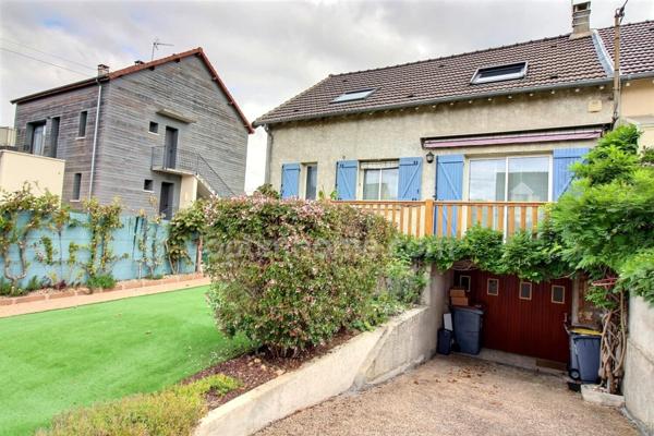 Maison 5 pièces avec sous-sol et jardin à vendre à Carrières sous Poissy (78) au prix de 375000 euros