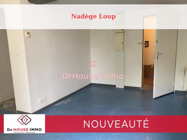 Immeuble à vendre de 371 m²