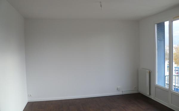 Appartement à louer    2 pièces •  Grenoble