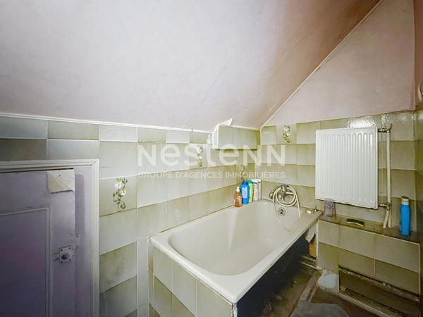 Maison individuelle de 4 Pièces A RENOVER Brossolette - 69500 BRON