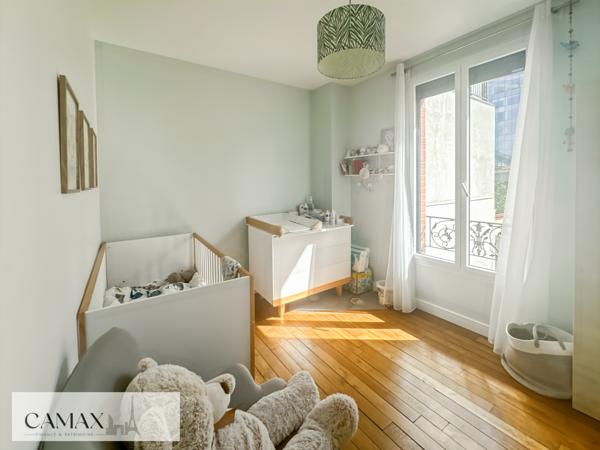 92 COURBEVOIE – FAUBOURG DE L’ARCHE – MAISON 6 PIÈCES – 3 CHAMBRES – JARDIN PLEIN SUD – GARAGE –