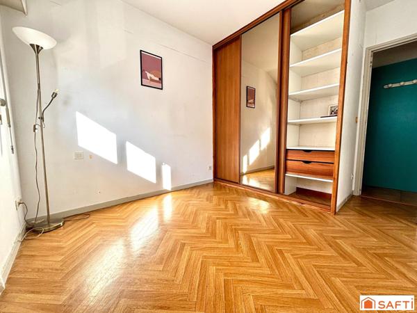 HENDAYE – VILLE – DUPLEX FAMILIAL T4 – TERRASSE – GARAGE – CELLIER