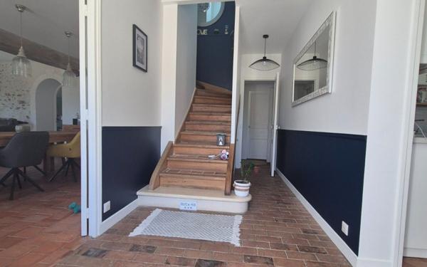 Maison à vendre    8 pièces •  Jouy-le-Châtel