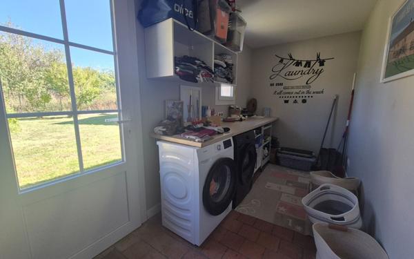 Maison à vendre    8 pièces •  Jouy-le-Châtel