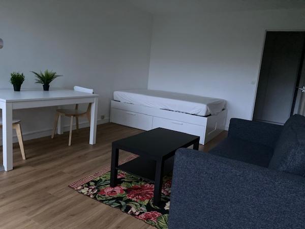 QUARTIER PONT DE LA TORTIERE T1 MEUBLE, Nantes 44300