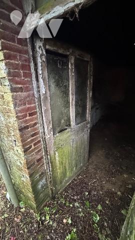 Une maison en ruines