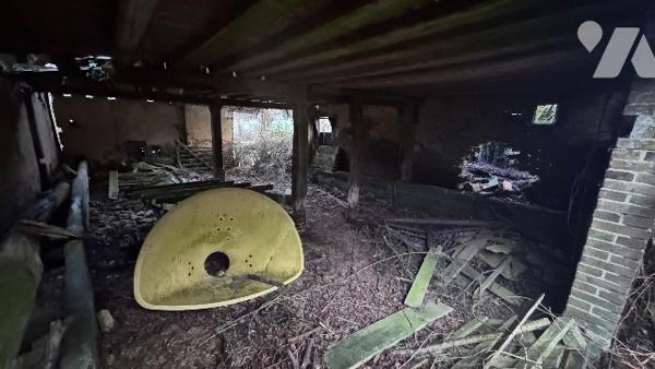 Une maison en ruines