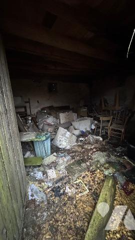 Une maison en ruines