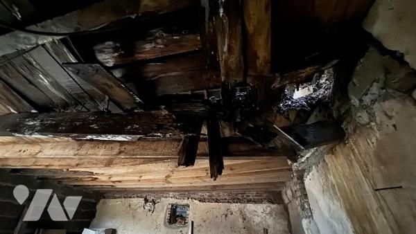 Une maison en ruines