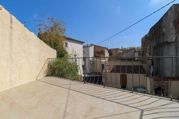 Maison familiale 5 pièces en centre village, au calme absolu