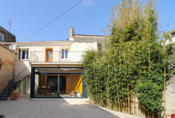 Maison familiale 5 pièces en centre village, au calme absolu