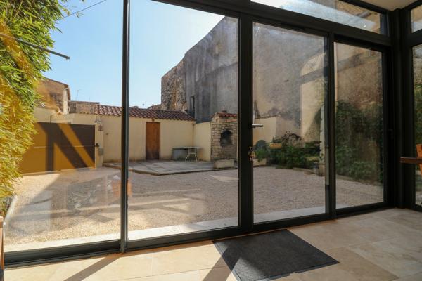 Maison familiale 5 pièces en centre village, au calme absolu