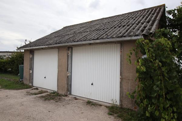 BOULAY LES BARRES 15 kms d'Orléans Immeuble de rapport en très bon état avec belle rentabilité