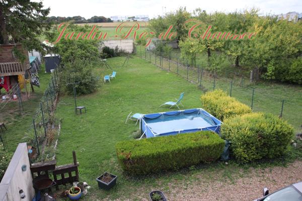 BOULAY LES BARRES 15 kms d'Orléans Immeuble de rapport en très bon état avec belle rentabilité