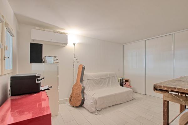 MAISON FRONT DE MER