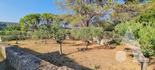 Terrain 952 m2