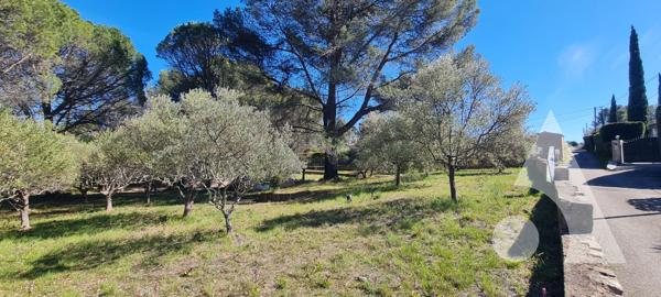 Terrain 952 m2