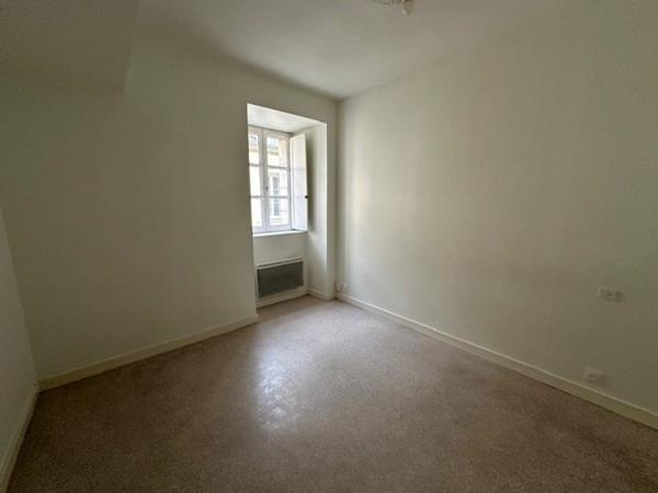 Appartement
                                                                                                                                                                                                                                                                                                                        3 pièce(s)                                                                                                                                                                                                          2 chambre(s)                                                                                                                                                                                                          66.13  m²