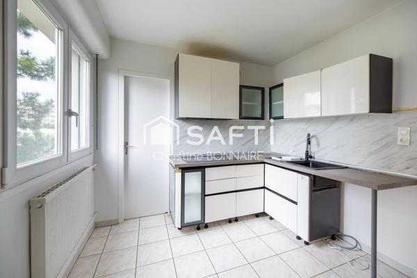 Appartement T4 avec 2 chambres, cave à 15mn du centre ville