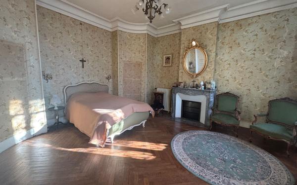 Maison à vendre    8 pièces •  Capendu