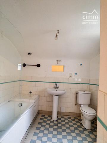 A Vendre Appartement T3 situé au centre ville de &nbsp;Châtillon-Coligny,
