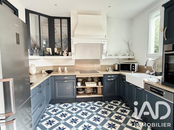 Maison à vendre 6 pièces 156 m² Compiègne