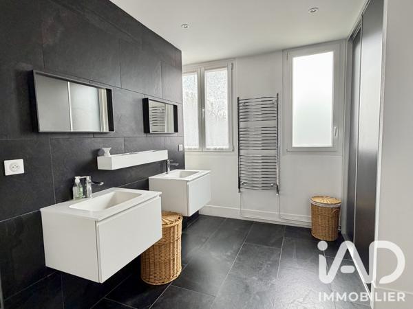 Maison à vendre 6 pièces 156 m² Compiègne