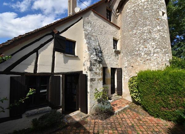 Maison à vendre    5 pièces •  Léré