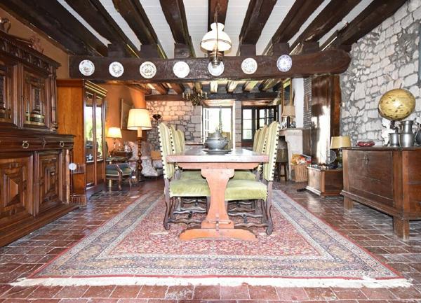 Maison à vendre    5 pièces •  Léré