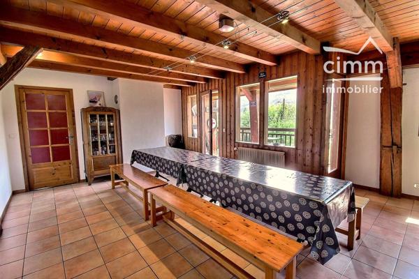 A VENDRE FERME SAVOYARDE 6 CHAMBRES SAMOËNS (74340)