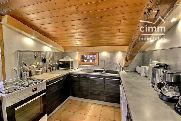 A VENDRE FERME SAVOYARDE 6 CHAMBRES SAMOËNS (74340)