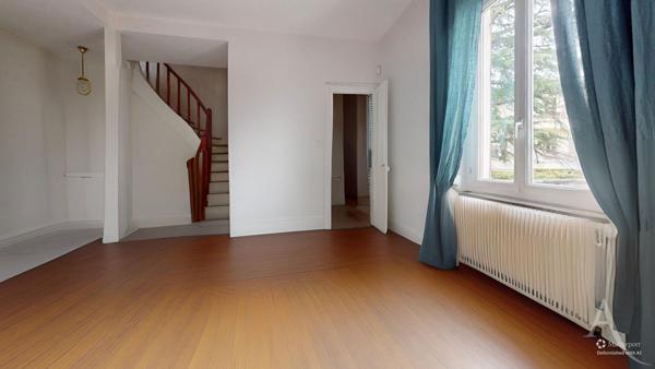 EXCLUSIVITE - Villa de charme des années 30 - 168 m² - Jardin arboré, piscine, terrasses - Calme et élégance