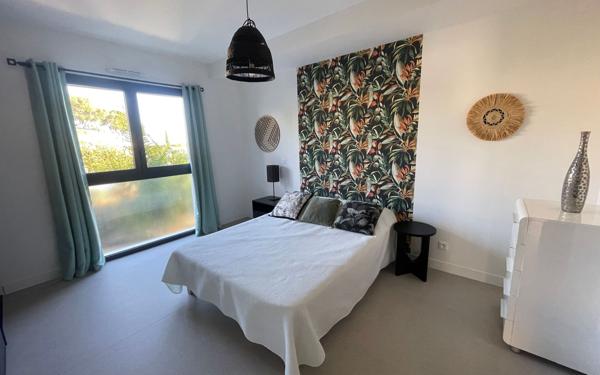 Appartement à vendre    5 pièces • 122 m2 Bandol