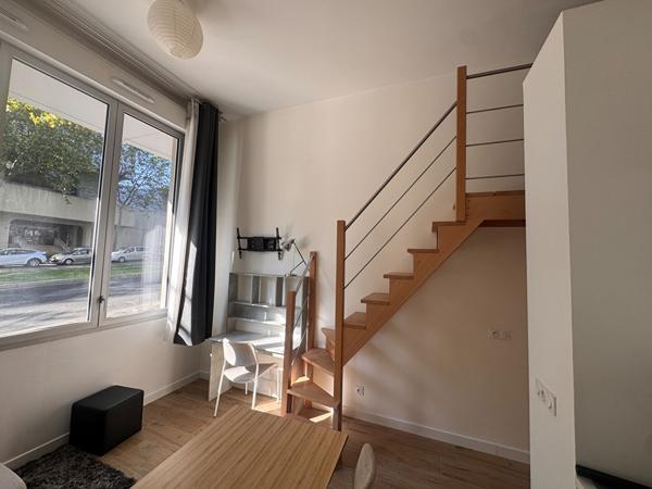 EXCLUSIF - Grand studio DUPLEX (chambre en mezzanine)