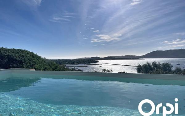 Maison à vendre    5 pièces •  Porto-Vecchio