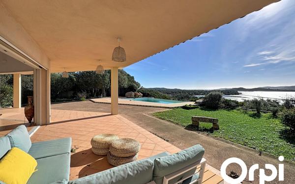 Maison à vendre    5 pièces •  Porto-Vecchio