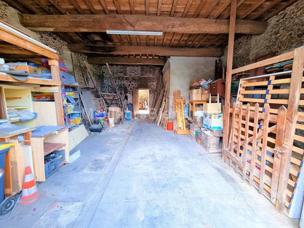  Maison T5 en 2 faces + grange de 60m2 au sol