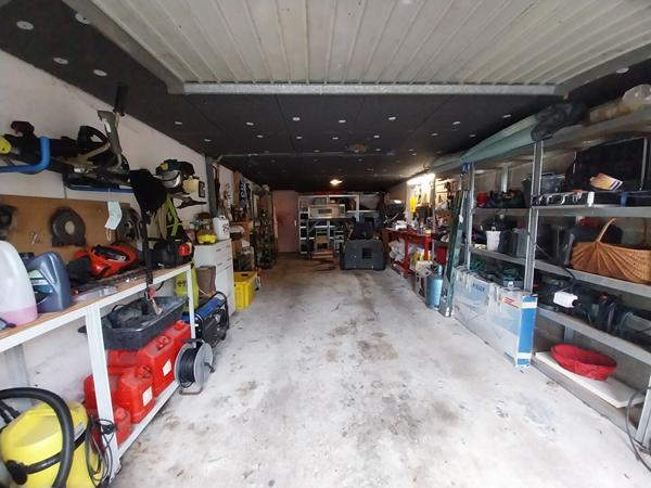 Joli plain-pied surélevé au coeur d'un charmant village