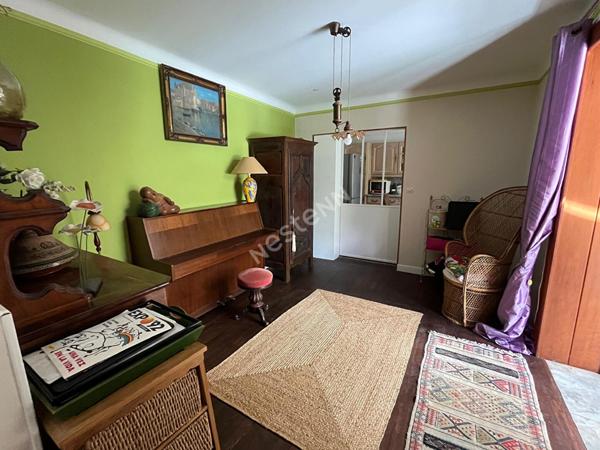 Maison idéalement située quartier Canclaux à Nantes, 2 chambres, beau jardin, un havre de paix!