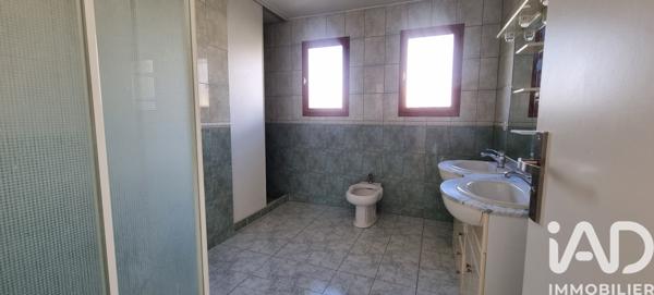 Maison à vendre 4 pièces 108 m² Coutras