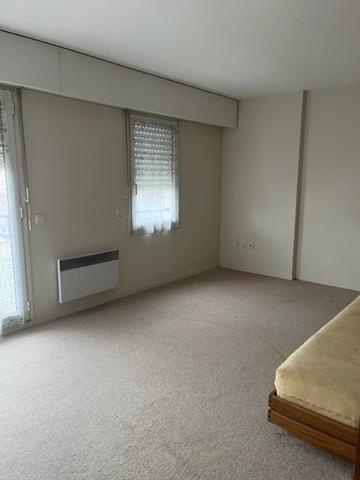 A VENDRE 2P 42m² AVEC VUE DEGAGEE LES HESPERIDES DE PAU